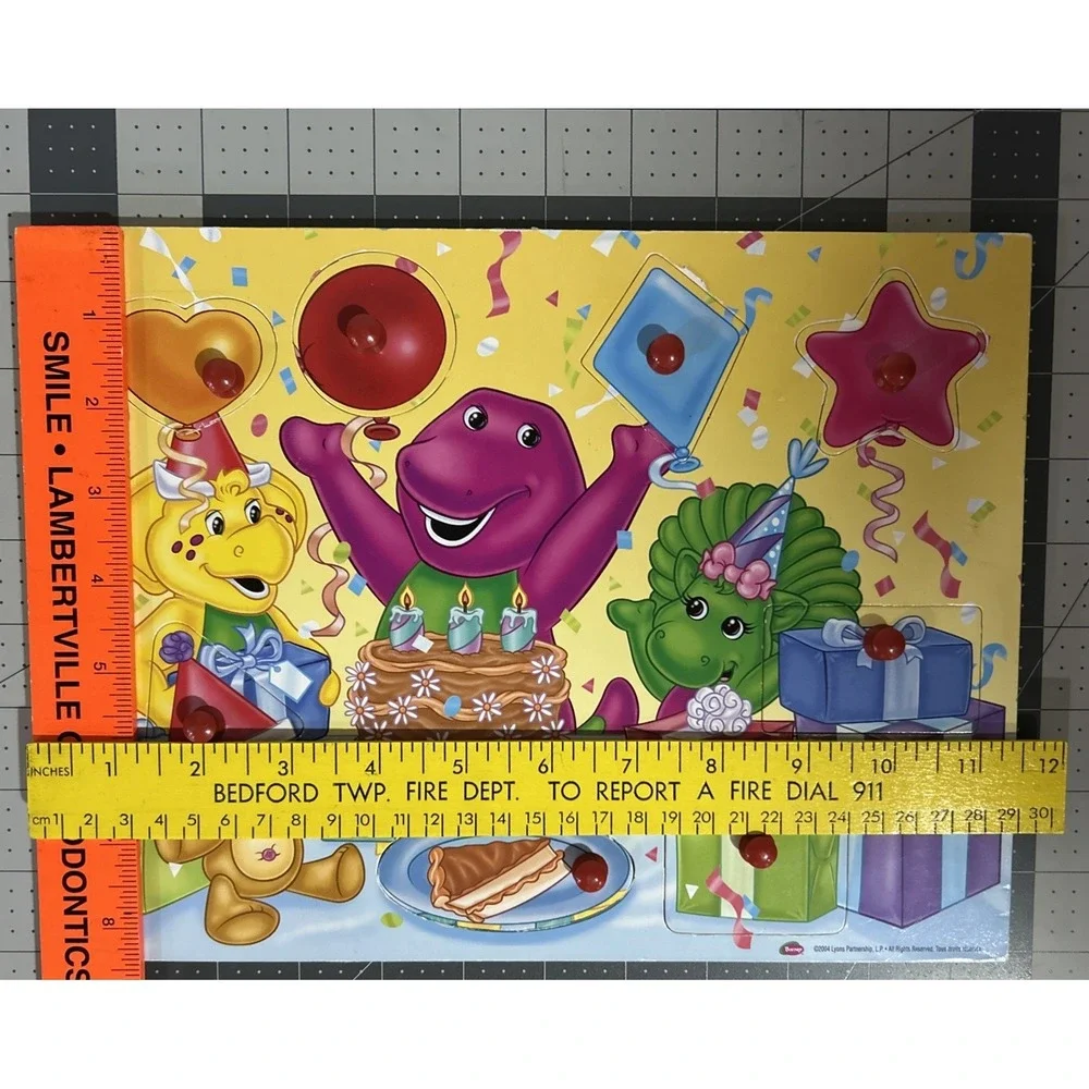 Barney‎ Peg Puzzle Baby Bop BJ SHAPES COLORS  2004 Lyons Birthday Party Mattel